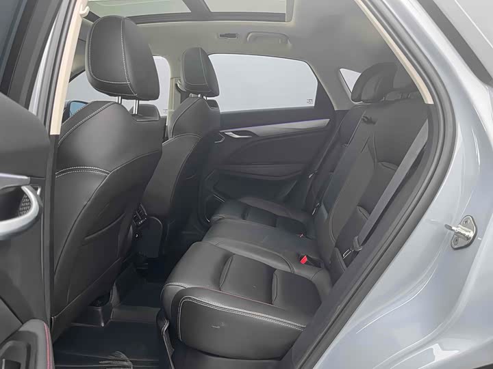 Geely Tugella S 2021 2021款 2.0TD DCT两驱闪电版