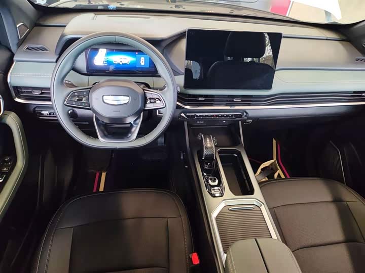 Geely Okavango L 2024 2024款 2.0T DCT尊贵型