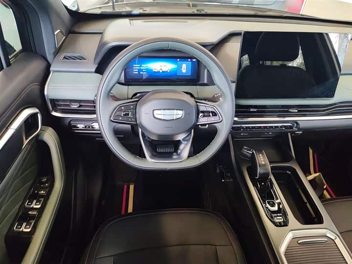 Geely Okavango L 2024 2024款 2.0T DCT尊贵型