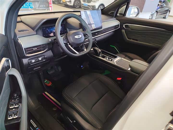 Geely Okavango L 2024 2024款 2.0T DCT尊贵型