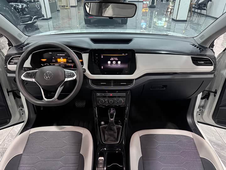 Volkswagen Tharu 2025 2025款 新锐 300TSI 锐意版