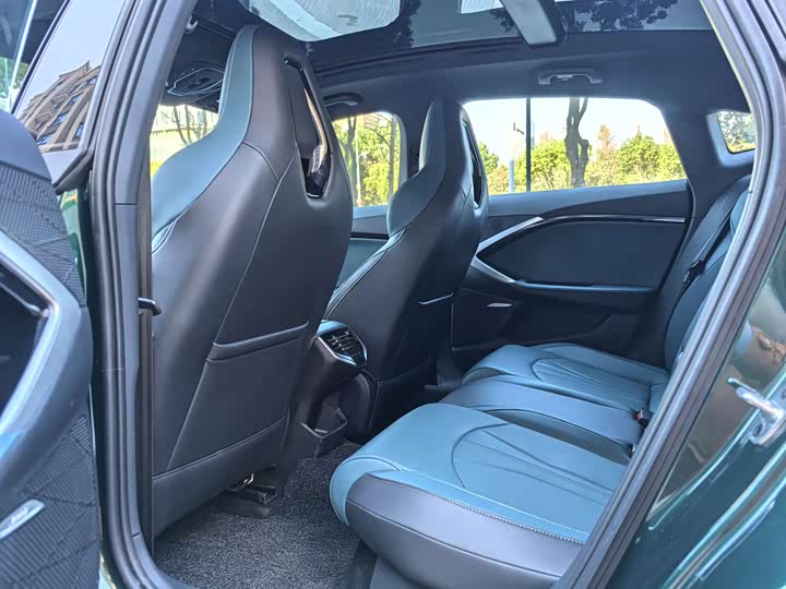 MG Motor 7 2025 2025款 2.0T Trophy+ 超级运动版