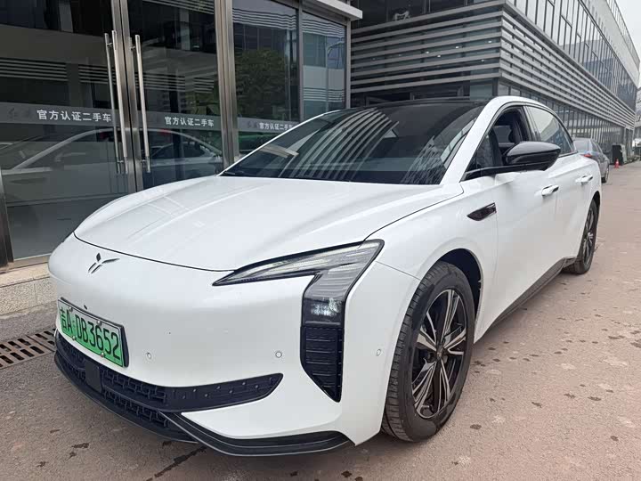 Hongqi EH7 2024 2024款 640 Pro+ 四驱荣耀版