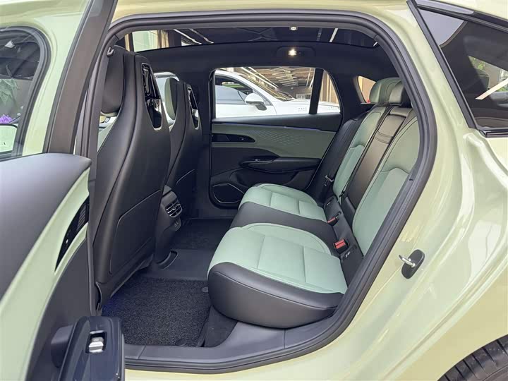 Hongqi EH7 2025 2025款 690 智选版