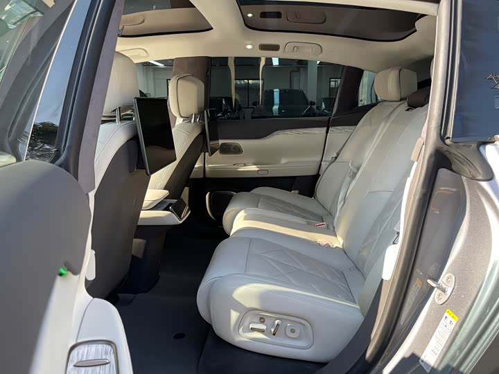 Nio ET7 2024 2024款 100kWh 行政签名版