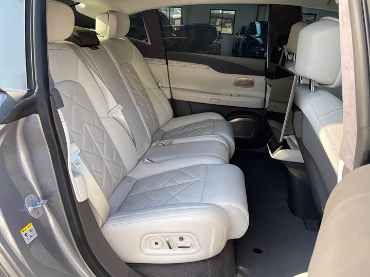 Nio ET7 2024 2024款 100kWh 行政签名版