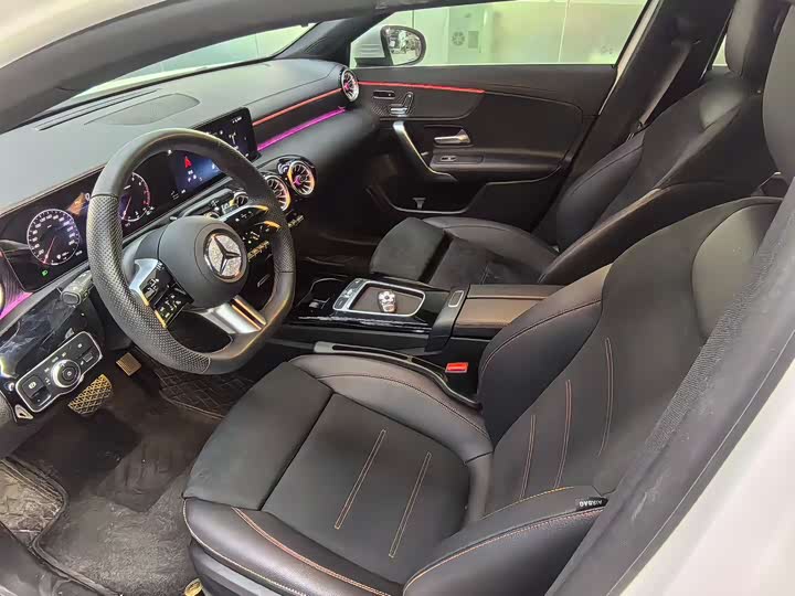 Mercedes-Benz A-Class 2025 2025款 改款 A 200 L 时尚型