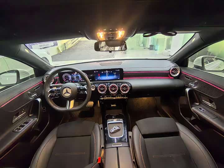 Mercedes-Benz A-Class 2025 2025款 改款 A 200 L 时尚型