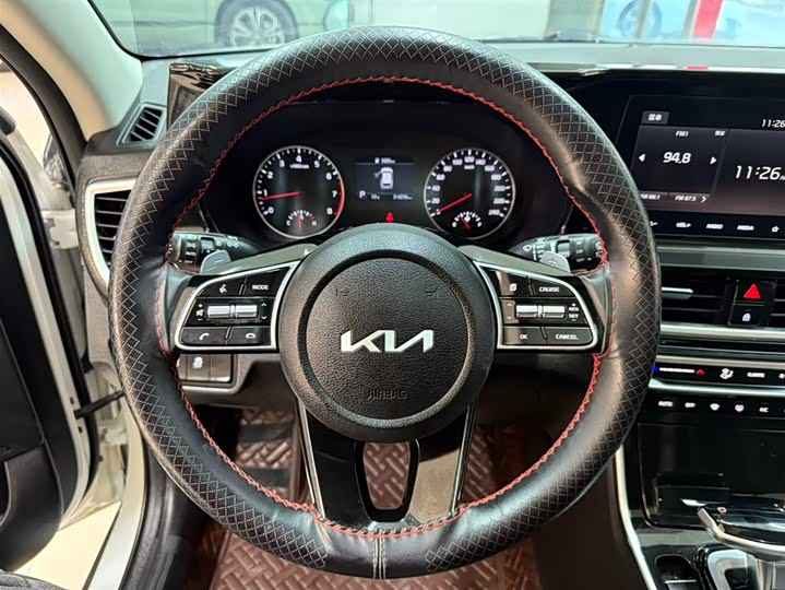 Kia KX3 2021 2021款 1.5L CVT潮流版