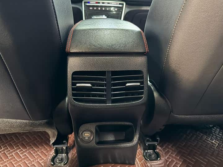 Kia KX3 2021 2021款 1.5L CVT潮流版