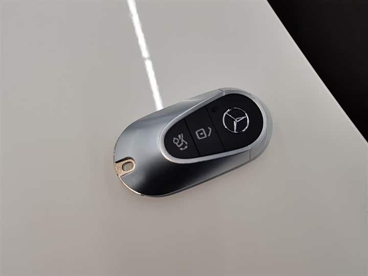 Mercedes-Benz C-Class 2025 2025款 C 260 L 运动版