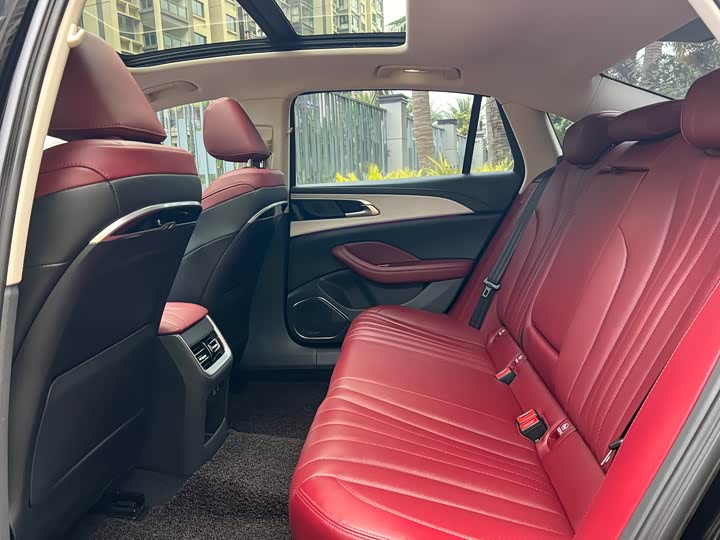 Hongqi H5 2025 2025款 2.0T 自动旗享版