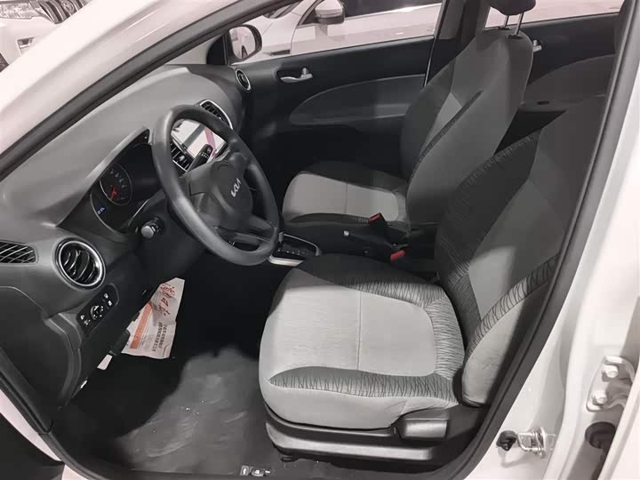 Kia Pegas 2020 2020款 改款 1.4L 自动舒适天窗版
