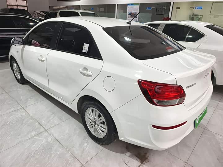 Kia Pegas 2020 2020款 改款 1.4L 自动舒适天窗版