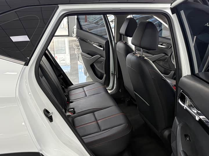 Kia KX3 2021 2021款 1.5L CVT焕新版