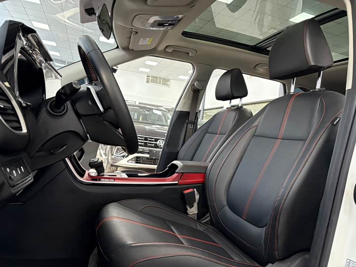 Kia KX3 2021 2021款 1.5L CVT焕新版