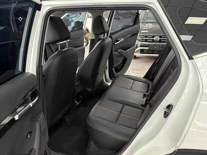 Kia KX3 2021 2021款 1.5L CVT焕新版