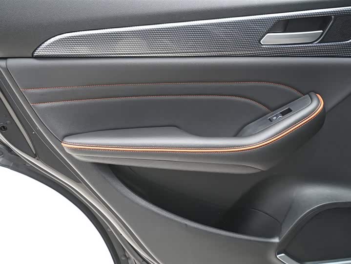 Haval F7 2021 2021款 2.0T 四驱i悦