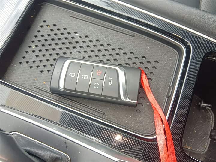 GAC Trumpchi GS4 Plus 2023 2023款 390T 自动星云版