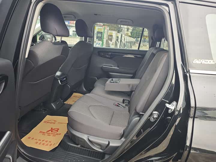 Toyota Highlander 2024 2024款 2.5L智能电混双擎两驱精英版 7座