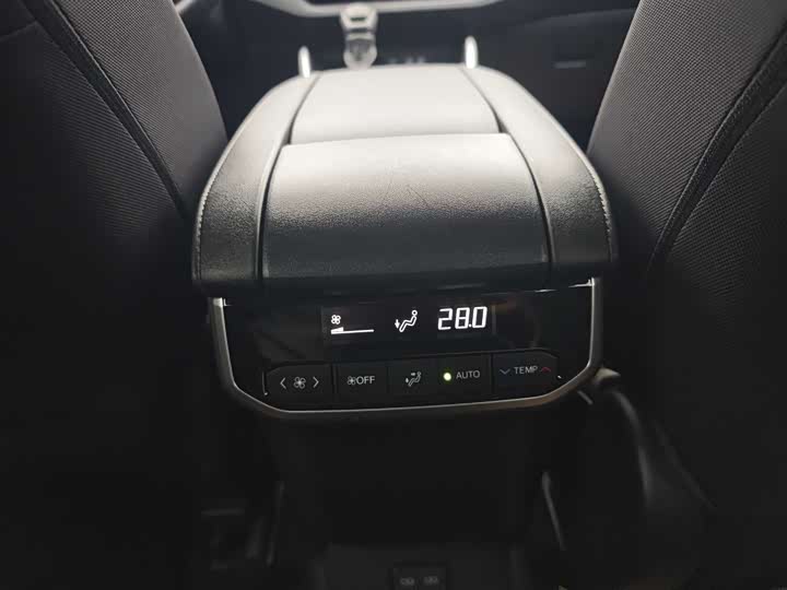 Toyota Highlander 2024 2024款 2.5L智能电混双擎两驱精英版 7座