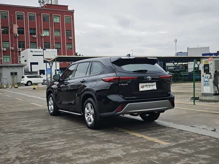 Toyota Highlander 2024 2024款 2.5L智能电混双擎两驱精英版 7座
