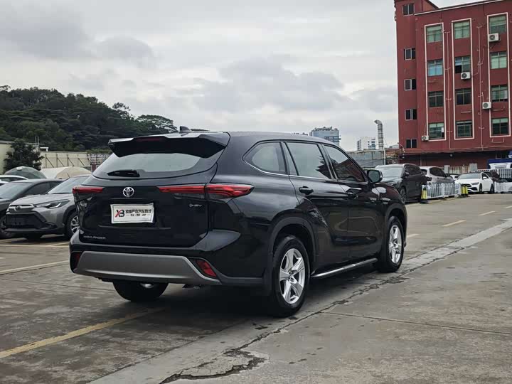Toyota Highlander 2024 2024款 2.5L智能电混双擎两驱精英版 7座