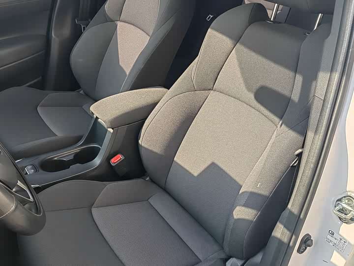 Toyota Frontlander 2024 2024款 2.0L CVT精英版