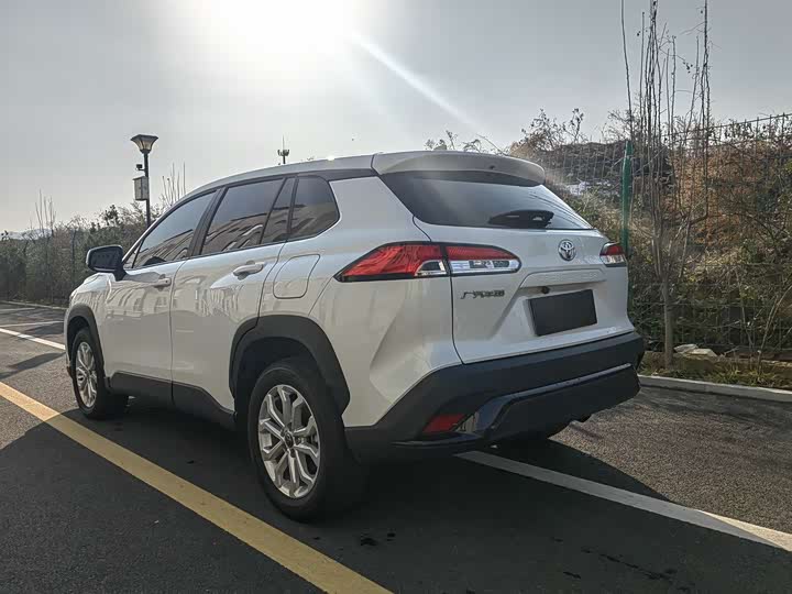 Toyota Frontlander 2024 2024款 2.0L CVT精英版