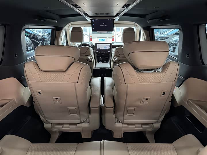 Toyota Vellfire 2024 2024款 皇冠 双擎 2.5L 至尊行政版