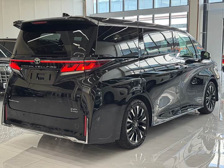 Toyota Vellfire 2024 2024款 皇冠 双擎 2.5L 至尊行政版
