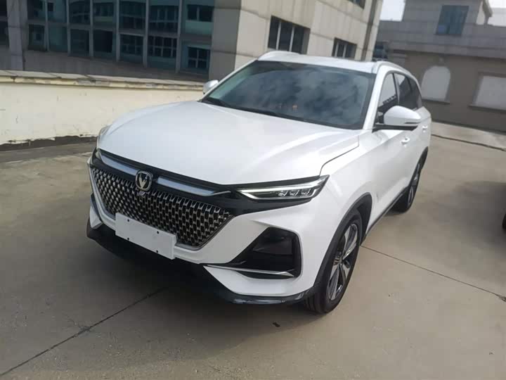 Changan X7 Plus 2024 2024款 1.5T 自动尊崇型 7座