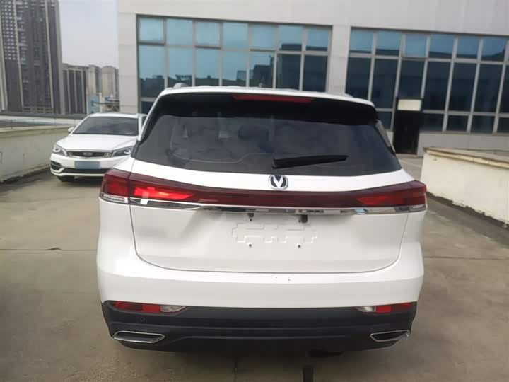 Changan X7 Plus 2024 2024款 1.5T 自动尊崇型 7座