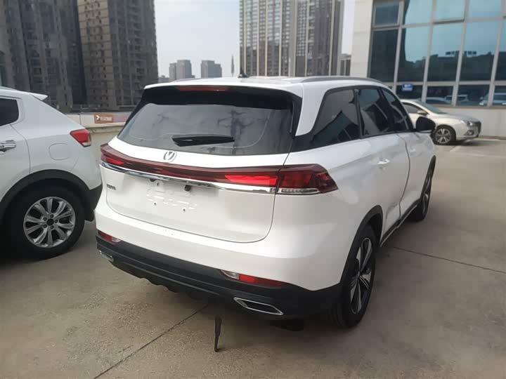Changan X7 Plus 2024 2024款 1.5T 自动尊崇型 7座