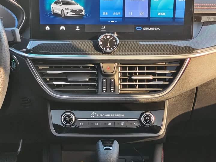 Ford Focus 2022 2022款 三厢 EcoBoost 180 自动S版