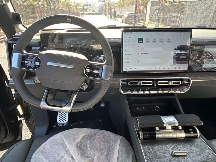 Dongfeng Mengshi M-Hero 917 2023 2023款 纯电基础版