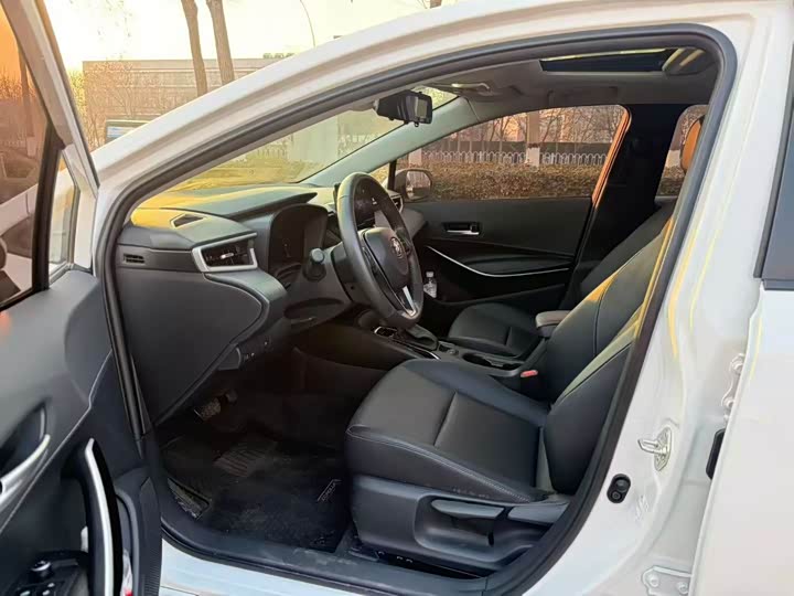 Toyota Corolla 2024 2024款 1.8L 智能电混双擎 精英版