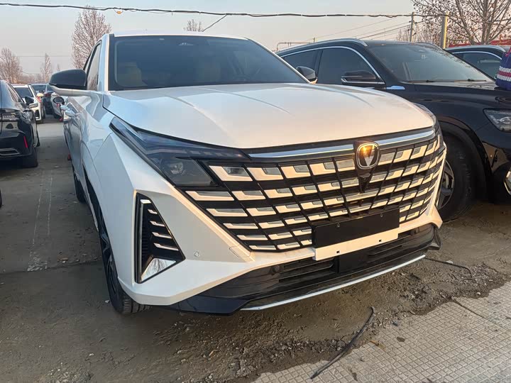Changan UNI-Z Hybrid 2024 2024款 蓝鲸智电iDD 125km 卓越型