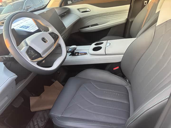 Changan UNI-Z Hybrid 2024 2024款 蓝鲸智电iDD 125km 卓越型