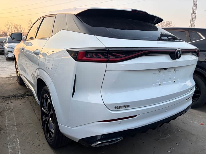 Changan UNI-Z Hybrid 2024 2024款 蓝鲸智电iDD 125km 卓越型