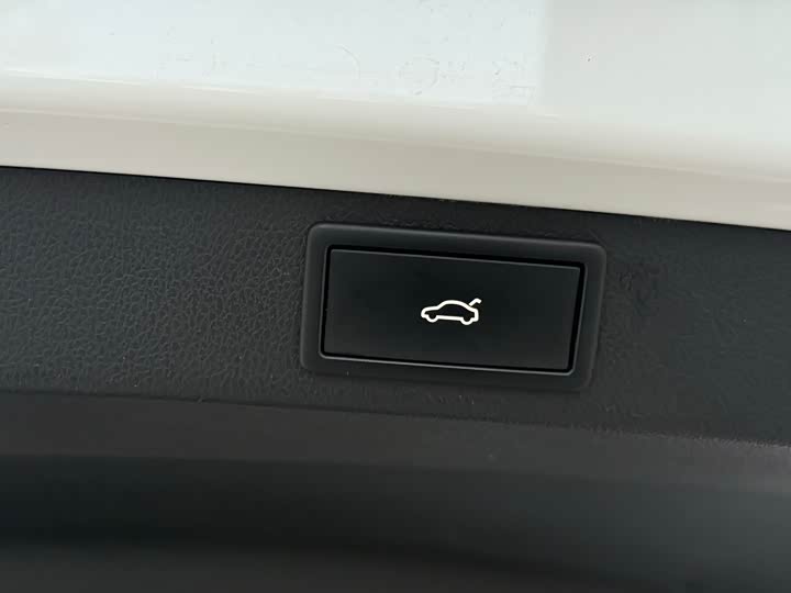 Skoda Karoq 2022 2022款 TSI280 奢享版