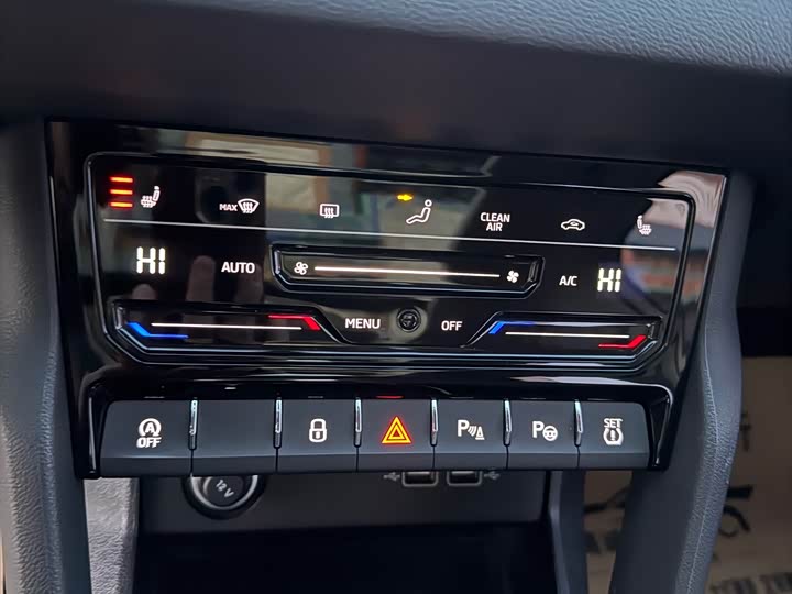 Skoda Karoq 2022 2022款 TSI280 奢享版