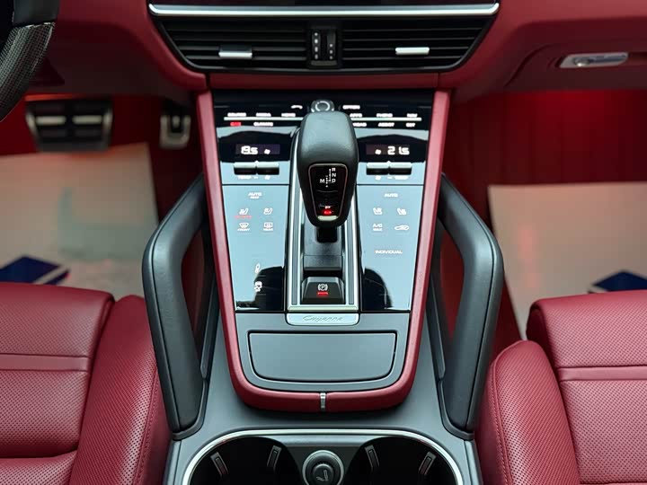 Porsche Cayenne Hybrid 2023 2023款 Cayenne E-Hybrid 2.0T 铂金版