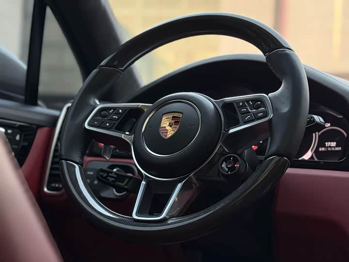 Porsche Cayenne Hybrid 2023 2023款 Cayenne E-Hybrid 2.0T 铂金版