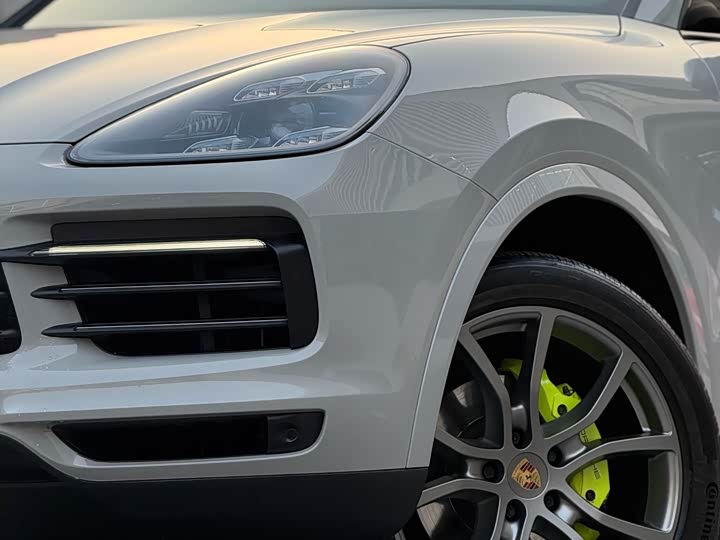 Porsche Cayenne Hybrid 2023 2023款 Cayenne E-Hybrid 2.0T 铂金版