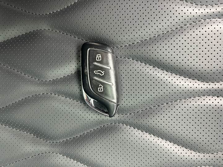 Roewe D7 2023 2023款 EV 510km 后驱旗舰版