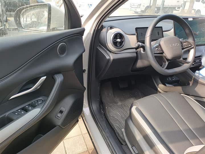 BYD Sea Lion 05 DM-i Hybrid 2025 2025款 DM-i 智驾版 115KM旗舰型