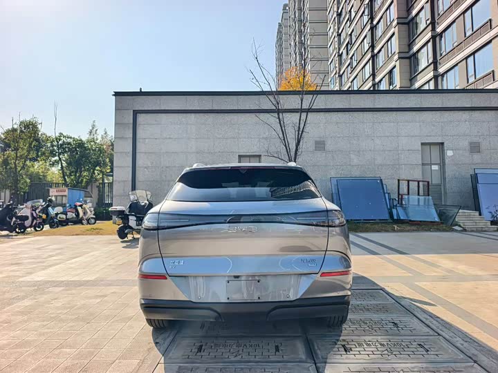 2025 BYD Sea Lion 06 Hybrid/EV