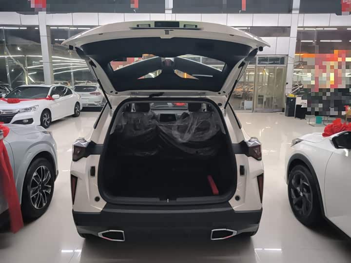 GAC Trumpchi GS3 2023 2023款 影速 270T 劲享版