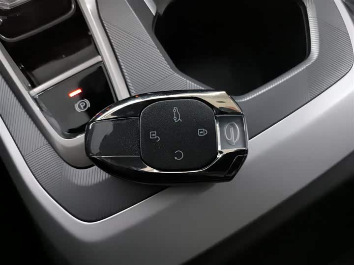 GAC Trumpchi GS3 2023 2023款 影速 270T 劲享版